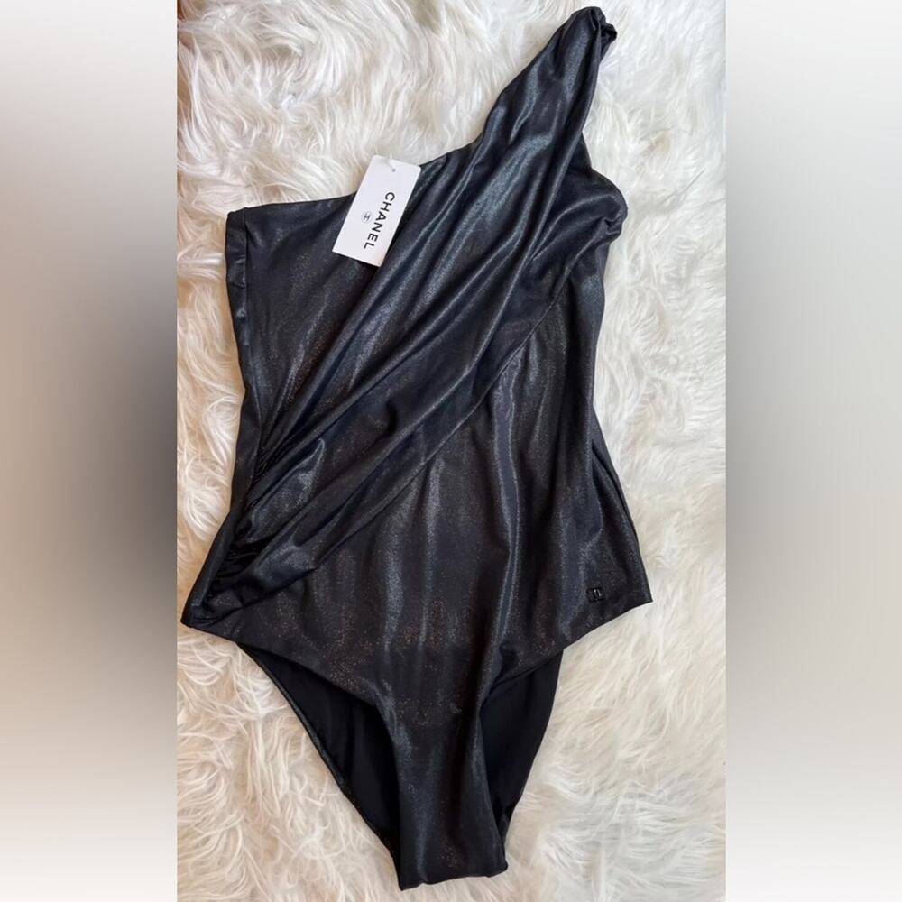 CHANEL 16A Black CC Logo ONE SHOULDER  Swimsuit FR36 US4 NEW w/tags